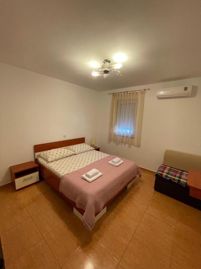 Villa Popic Baška Voda Zewnętrze zdjęcie